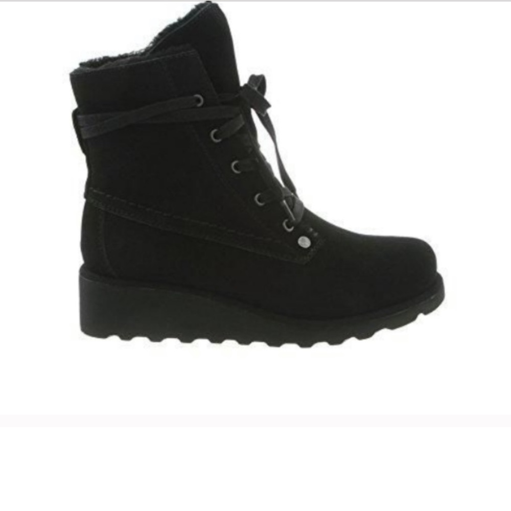 BearPaw wedge boot